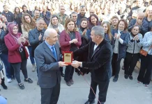 Emekli olan Segin Hocaya veda töreni